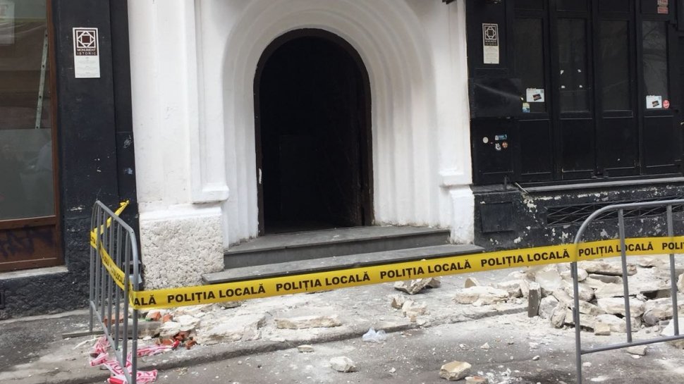 Balcon căzut în centrul istoric al Bucureştiului