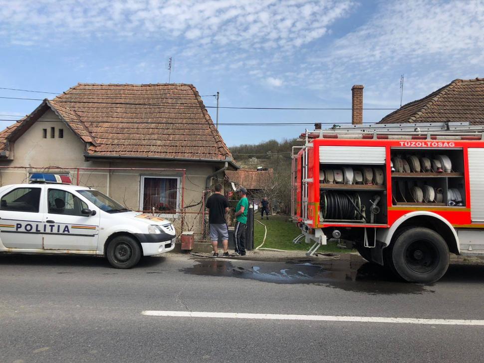 O femeie a murit, după ce a căzut în fântână (FOTO) 520428