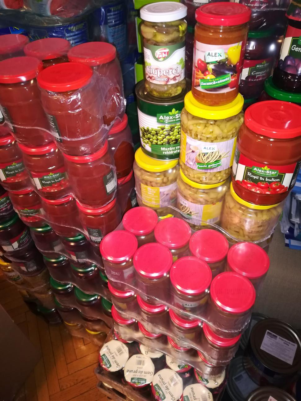 De Paști, 195 de copii din campania “Schimbă o viață” a Fundației Mereu Aproape au primit “Bucurie la cutie” 520758