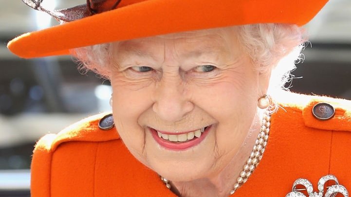 Secretul de frumusețe al Reginei Elisabeta a II-a. Face asta ca să nu îmbătrânească!