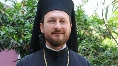 Fostul episcop al Huşilor, surprins în ipostaze scandaloase cu un seminarist, s-a „spovedit” în faţa judecătorilor