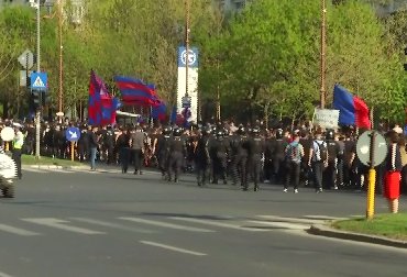 Alertă în București. Mii de suporteri au ieșit în stradă 