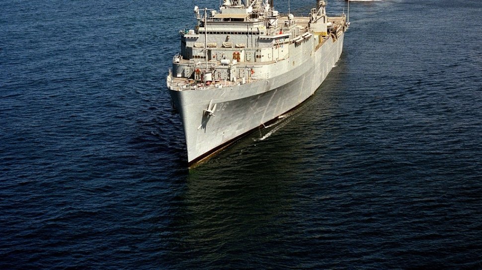 Nave de război ale Rusiei, încărcate cu echipamente militare, se îndreaptă către Siria