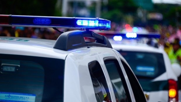 Un polițist a fost bătut de un interlop, într-un restaurant din București