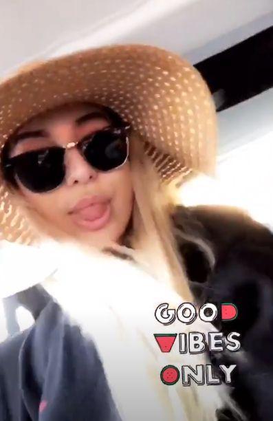 Cum se distrează fiicele Anamariei Prodan în timp ce bunica lor este înmormântată (FOTO) 522278