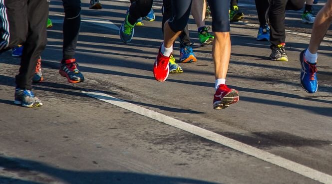 Un alergător a decedat la spital după ce a leşinat în timpul maratonului de la Londra