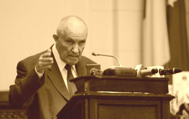 Mesajul lui Ion Iliescu după decesul academicianului Dinu C. Giurescu 523411