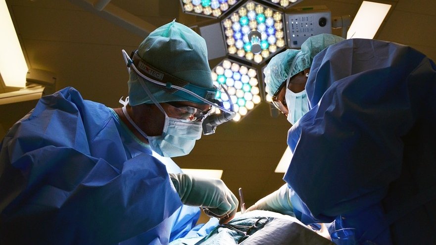 Povestea copilului care a primit cinci organe într-o singură operație de transplant