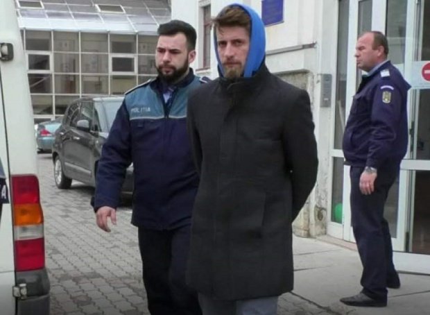 Criminalul din Brașov, care și-a ucis familia, a încercat să se sinucidă în arest