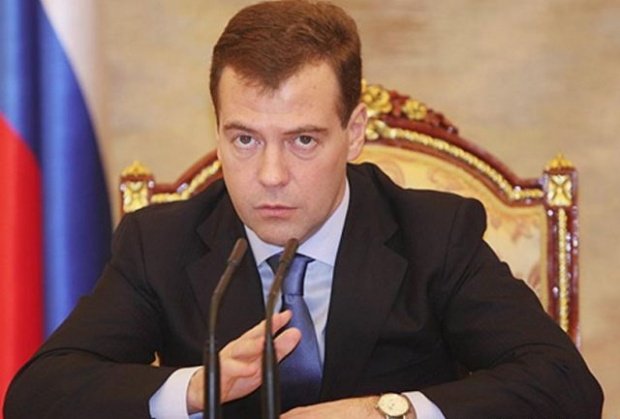 Dmitri Medvedev a fost numit în funcţia de prim-ministru al Rusiei