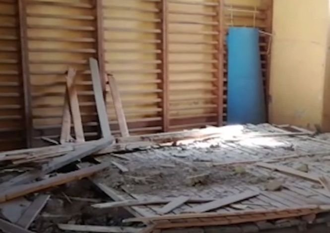 Tavanul unei școli din Alba s-a prăbușit ca la cutremur „Putea fi un carnagiu”