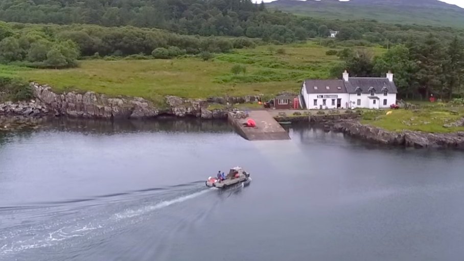 Este uimitor! Cine a cumpărat o mică insulă din Scoția - VIDEO