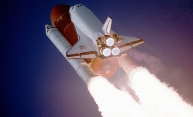 SpaceX a lansat cea mai nouă și mai puternică rachetă a sa