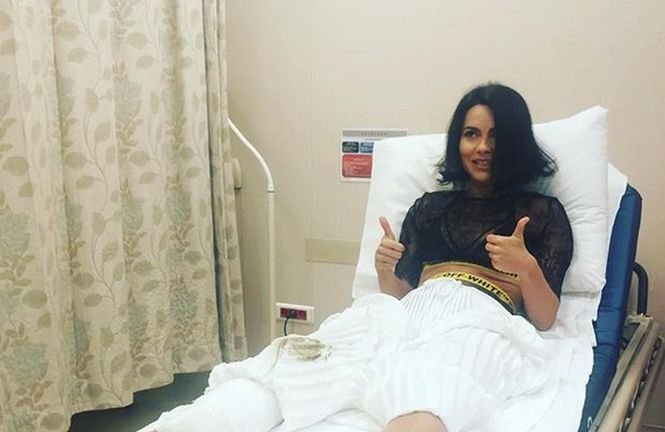 Inna a ajuns la spital după ce scena pe care cânta s-a prăbușit, în timpul concertului din Istanbul - VIDEO