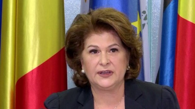 Rovana Plumb, apel la Iohannis să înceteze cu „ameninţările” la adresa premierului Dăncilă