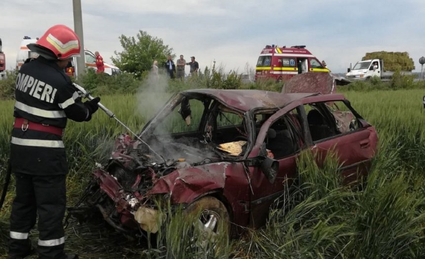 Accident auto mortal în Focșani! Mașina s-a făcut praf, iar un bărbat a murit pe loc