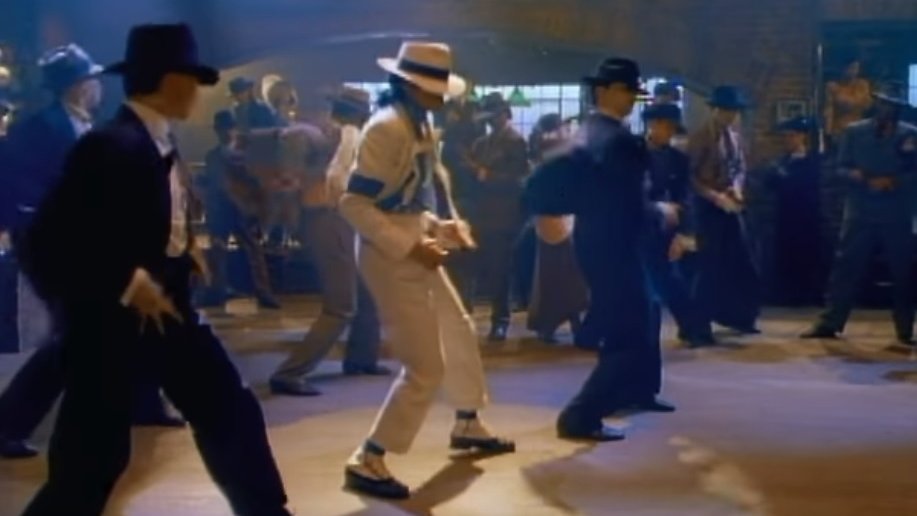 Neurochirurgii au explicat mişcările de dans imposibile ale lui Michael Jackson. „Sfidează gravitaţia şi pare că...”