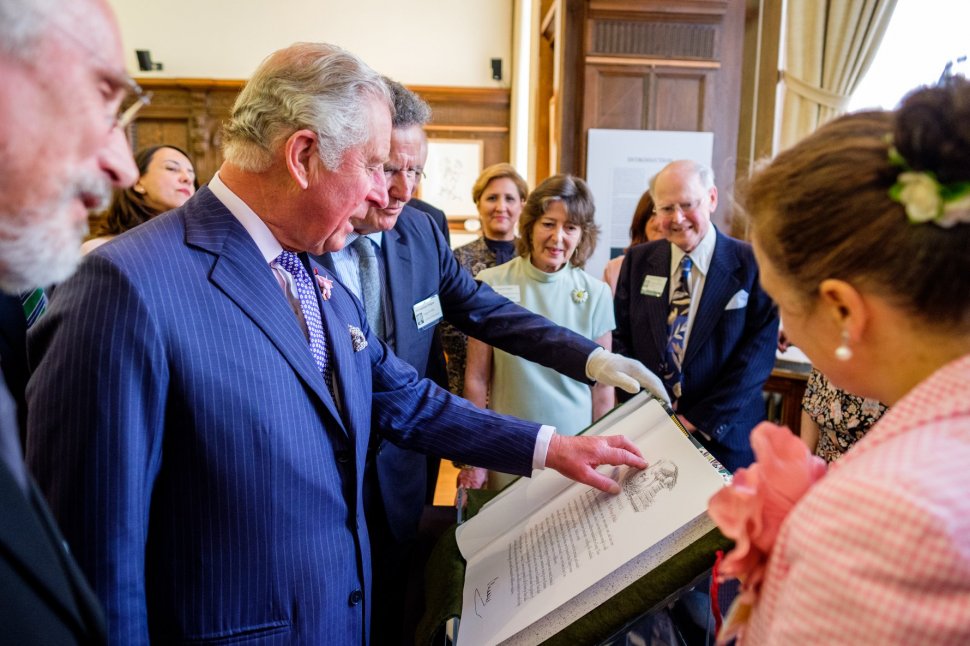 Prințul Charles, în vizită la ICR Londra