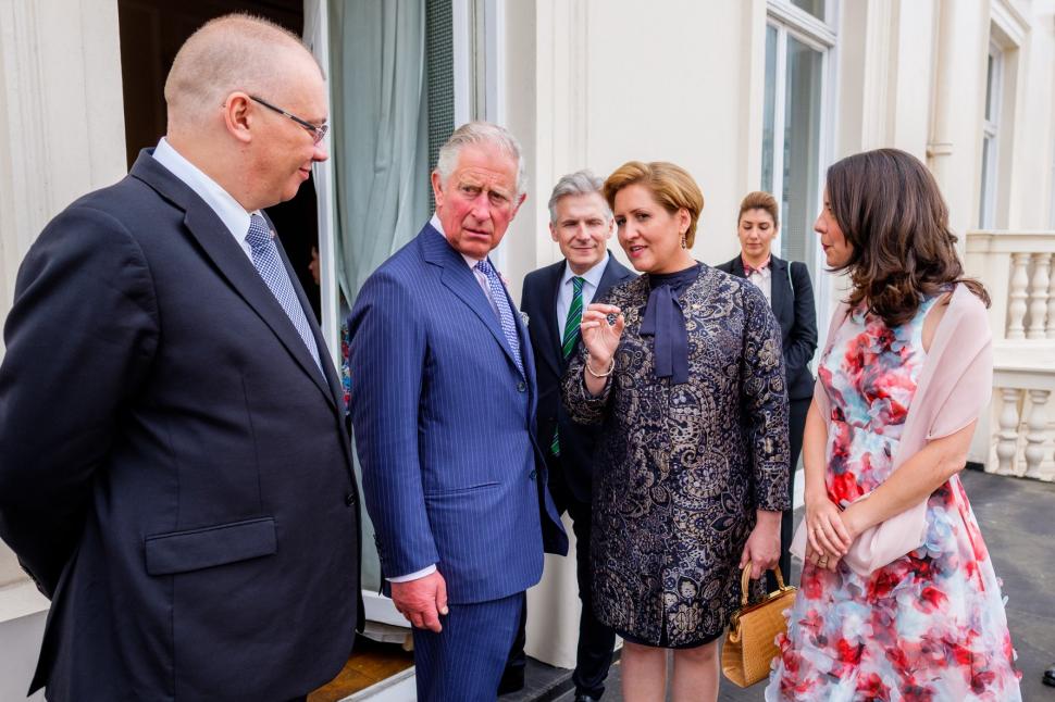 Prințul Charles, în vizită la ICR Londra 529298