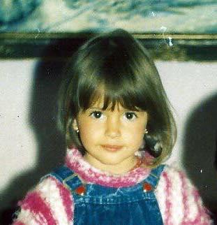 Cum arăta Iuliana Pepene în copilărie! Vedeta Antene 1, mesaj impresionant de 1 Iunie - FOTO 530621