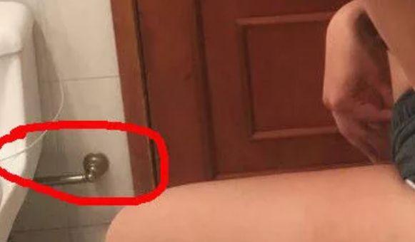 A postat acest selfie pe internet și toată lumea a luat-o razna. Tu poți să-ți dai seama ce e în neregulă? - Galerie FOTO 530922