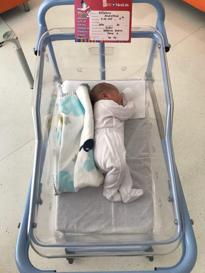 Traian Băsescu, fotografie cu noua sa nepoată (GALERIE FOTO) 531133