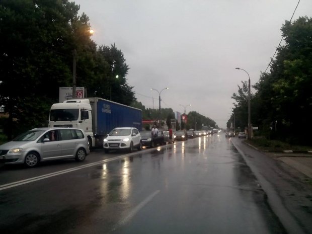 Aglomeraţie pe A1 Bucureşti - Piteşti, la intrarea în Capitală 