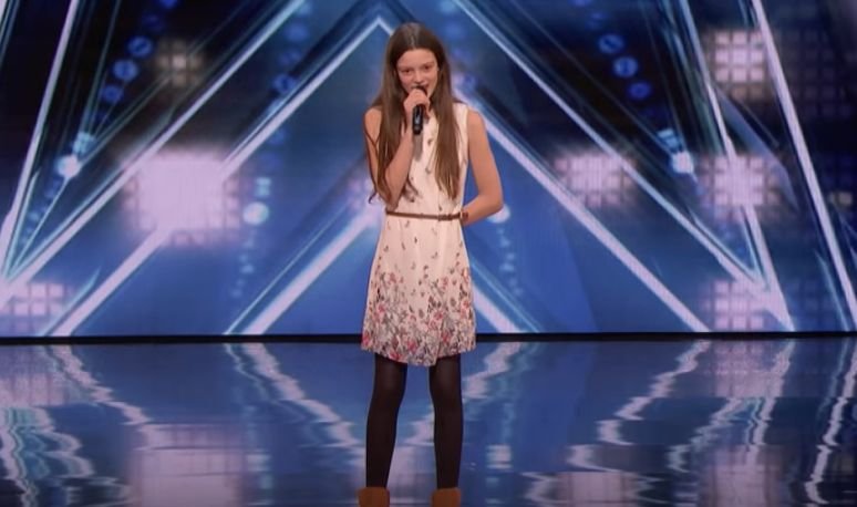 Tânăra care a uimit o lume întreagă la America's Got Talent! E noua senzație a muzicii la 13 ani VIDEO