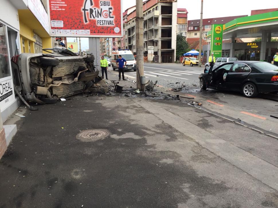 Accident cumplit în Sibiu. Patru persoane rănite. Șoferul băuse 533545