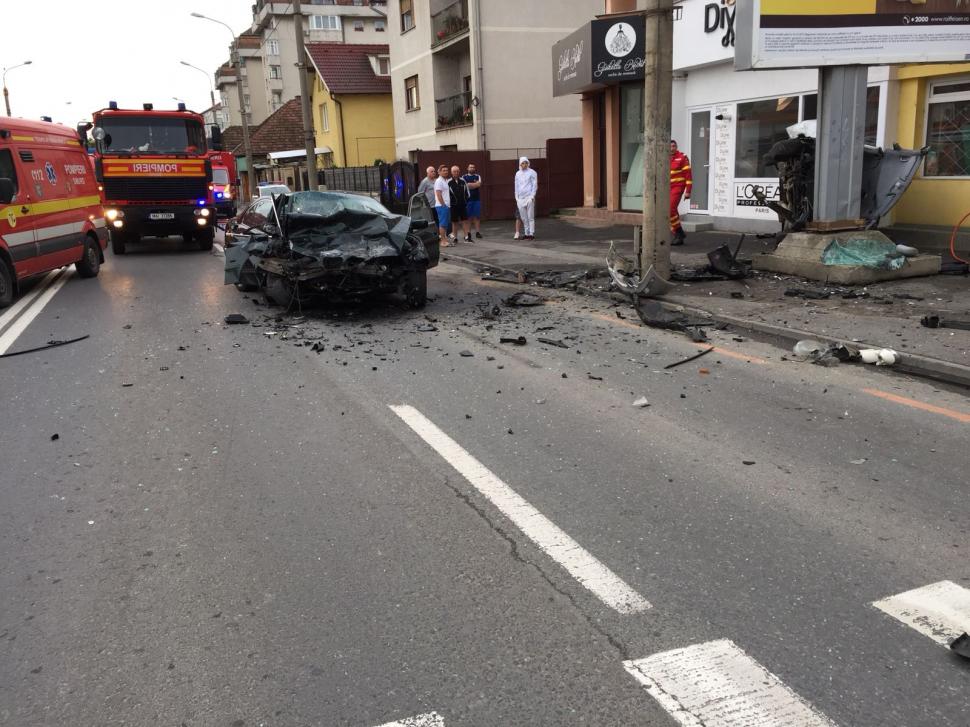 Accident cumplit în Sibiu. Patru persoane rănite. Șoferul băuse 533546