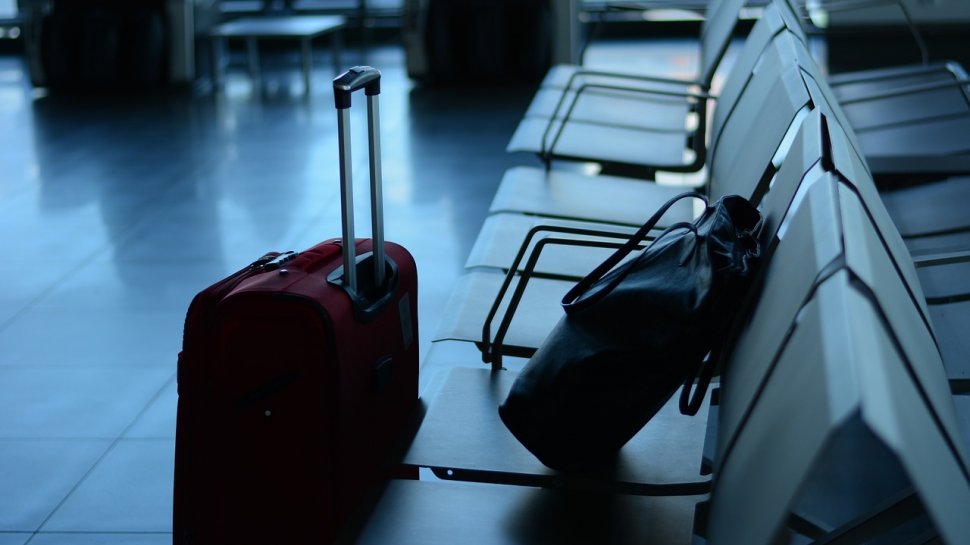 Un bărbat a abandonat o valiză pe un aeroport din Germania. Autoritățile au intrat în alertă când au văzut ce era înăuntru