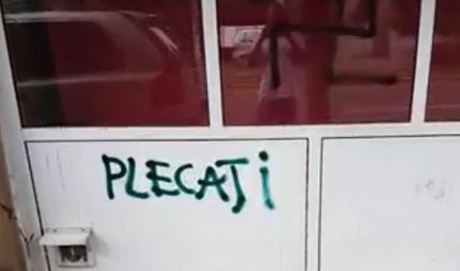 Sediul PSD Sector 2 a fost vandalizat