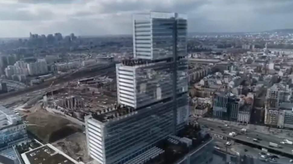 Incendiu în noul sediu al Palatului Justiţiei din Paris - VIDEO