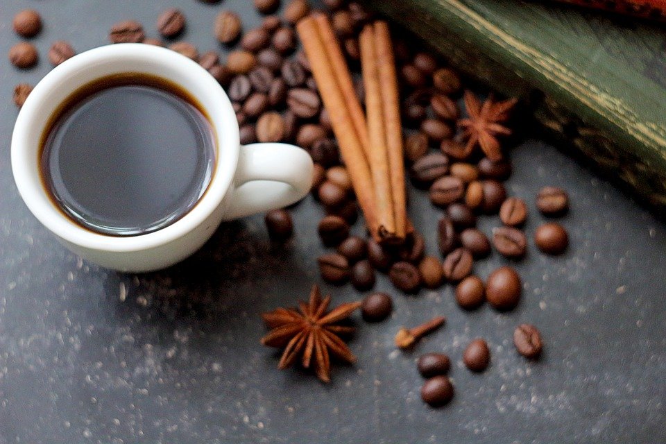 Consumul unei cantităţi mari de cafea ar putea duce la prelungirea vieţii. Anunțul făcut de cercetători