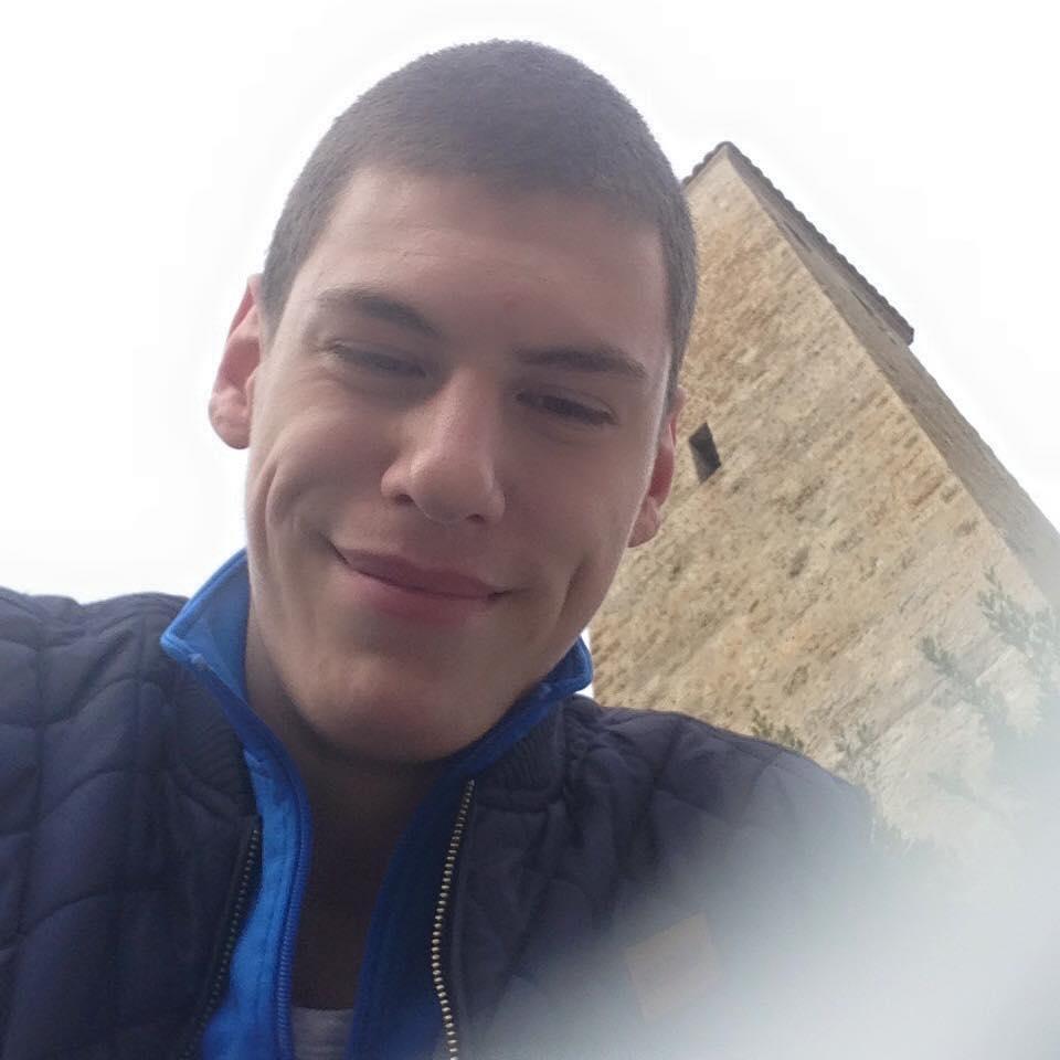 Sfârșit tragic pentru un român de 18 ani! A fost spulberat de tren în Italia  539341