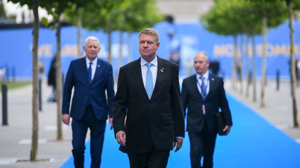 Klaus Iohannis: "Ne-am angajat să cheltuim un pic mai mult ca să facem NATO şi mai puternică"
