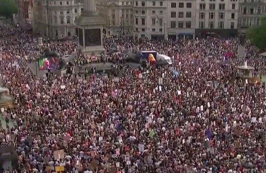 Manifestații anti-Trump la Londra. De ce sunt britanicii iritați de vizita președintelui SUA în Marea Britanie