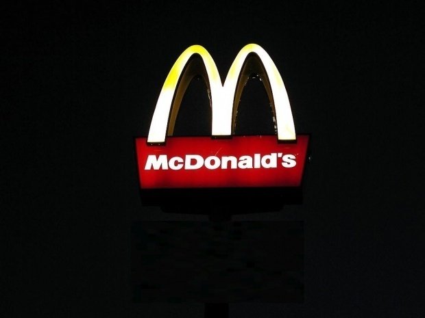 McDonald’s a retras salate din 3.000 de restaurante, din cauza unui parazit periculos