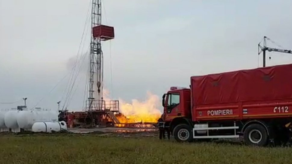 Explozie puternică la o sondă de extracţie a gazelor naturale din Harghita. Un angajat, rănit grav. Reacția companiei