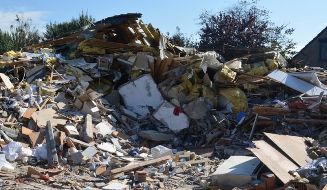 Avertisment de la Banca Mondială: Foarte multe clădiri ale serviciilor de urgenţă din România riscă să se prăbuşească la cutremure
