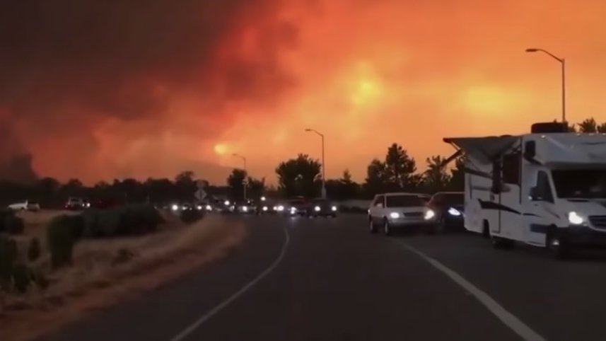 Incendii devastatoare în California! Cel puţin cinci persoane au murit, iar alte câteva mii au fost evacuate - VIDEO