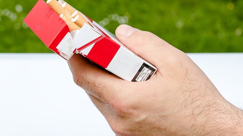 România, din nou în topul rușinii. Are a cincea cea mai mare piaţă de contrabandă de ţigări din Europa