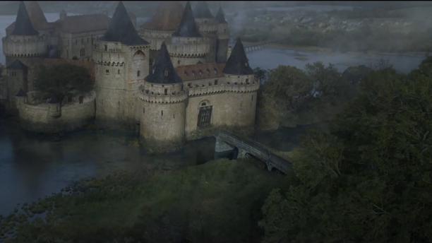 Castel din Game of Thrones, scos la vânzare. Cât costă