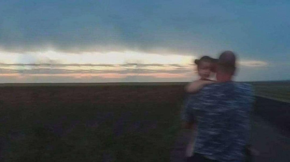 Eroii Zilei: Unul dintre salvatorii fetiţei aflată în şoc anafilactic: Am alergat cu ea în braţe şi i-am cântat 