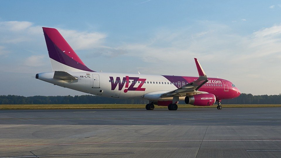 Wizz Air, cea mai nepunctuală companie de zbor care operează în Marea Britanie, în 2017