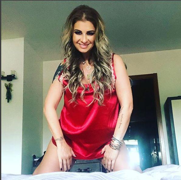 Anamaria Prodan, în cea mai sumară ținută. Super sexy în pat 545411