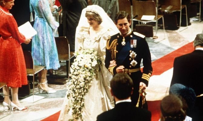 Secretul de la nunta Prinţului Charles cu Diana a ieşit la iveală! Ce rezervă era pregătită pentru Prinţesă? 