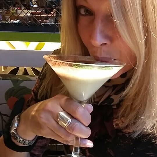 Mărturii incredibile! Cum a reușit turista britanică să supraviețuiască zece ore, după ce a căzut în mare: „A cântat pentru a nu simți răcoarea nopții” 546093