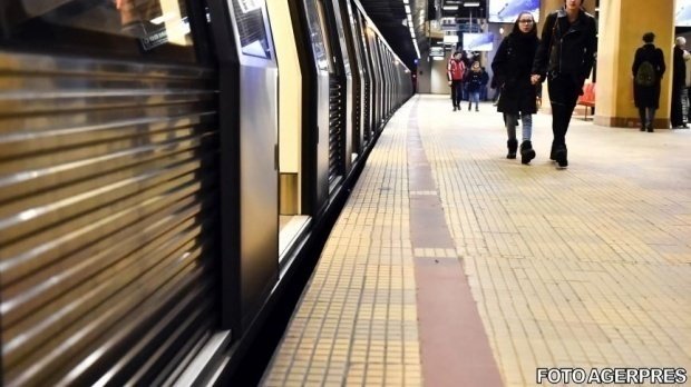 Incident la metroul bucureștean. Un tren cu 2.000 de călători, la un pas să deraieze 