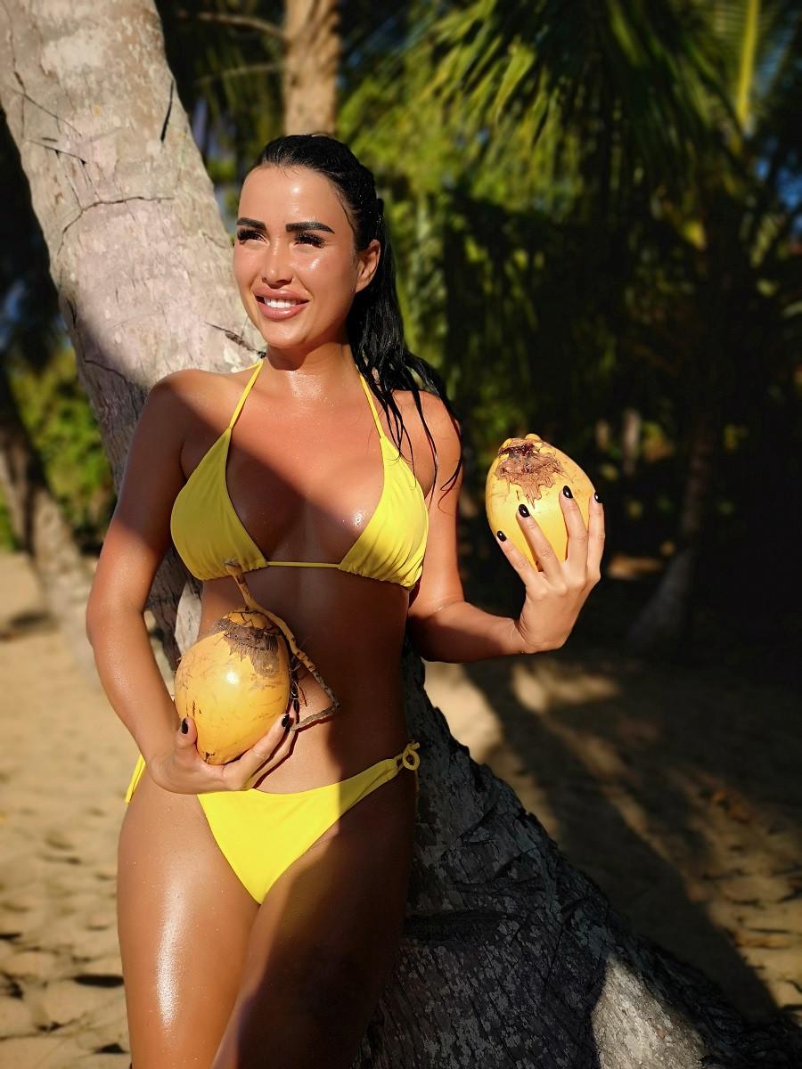 Daniela Crudu, imagini irezistibile pe plajă, în Madagascar - FOTO 548037